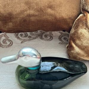 Vintage Avon silver and Green Glass Duck empty bottle Figurine